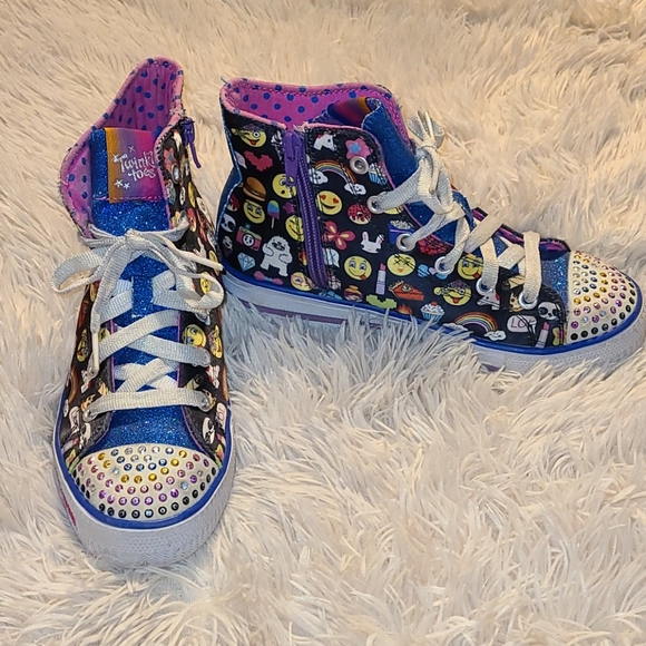 Sketchers - Picture 3 of 4